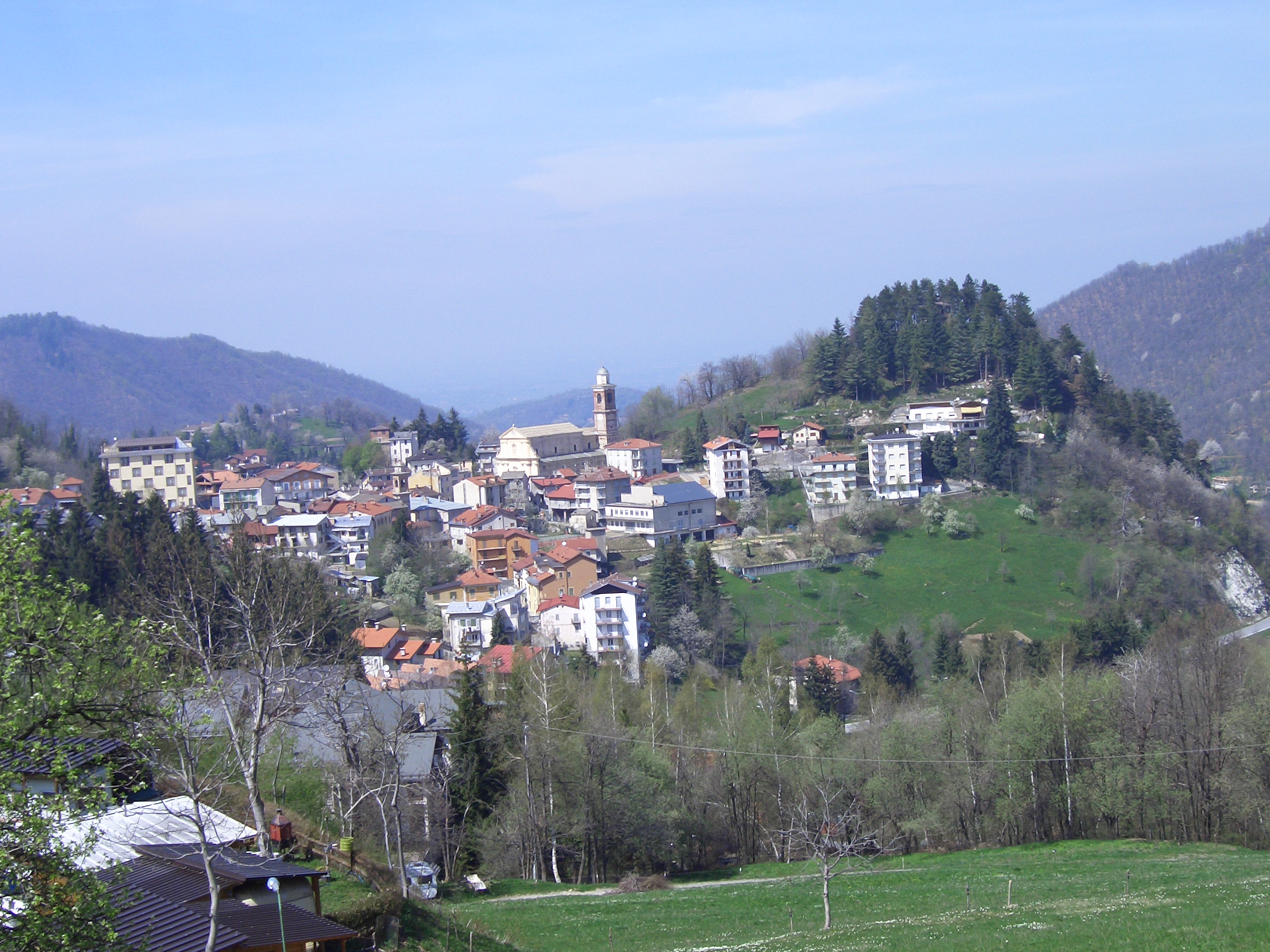Piemonte -Frabosa Soprana vista dai Plissé